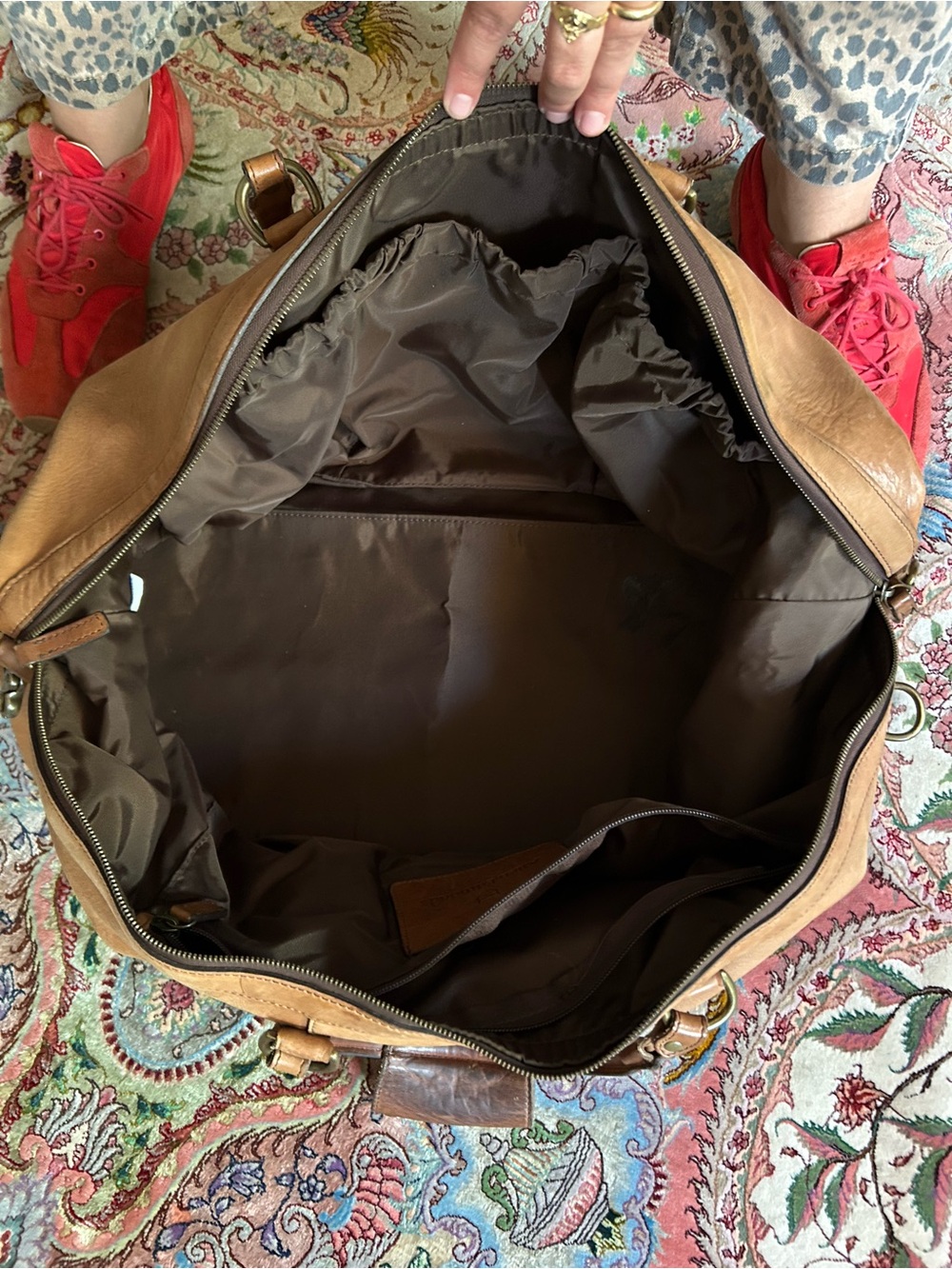Allen Edmonds USA Made Brown Saddle Leather Weekend Duffle - Picture 7 of 8